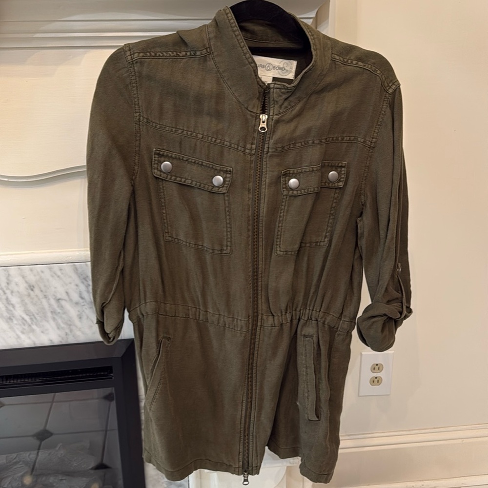 Worn once Treasure & Bond army green jacket.  Lighter weight perfect for Spring